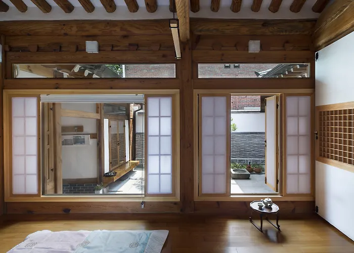 Guest house Renewal Open!!! Entire Place, Traditional Stay Xiwoo , 時雨 시우 한옥독채 Seoul