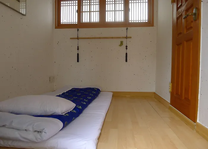 Renewal Open!!! Entire Place, Traditional Stay Xiwoo , 時雨 시우 한옥독채 4*
