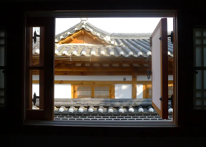 Renewal Open!!! Entire Place, Traditional Stay Xiwoo , 時雨 시우 한옥독채 Guest house Seoul