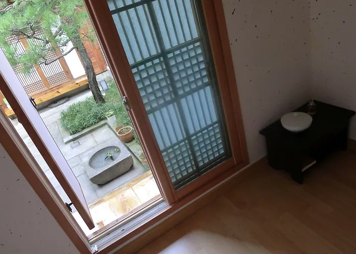 Renewal Open!!! Entire Place, Traditional Stay Xiwoo , 時雨 시우 한옥독채 4*