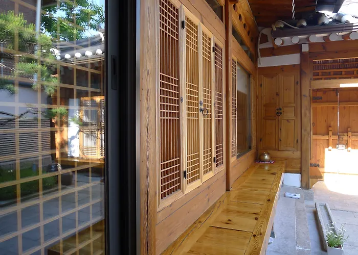 Renewal Open!!! Entire Place, Traditional Stay Xiwoo , 時雨 시우 한옥독채 Guest house Seoul