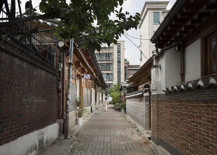 Guest house Renewal Open!!! Entire Place, Traditional Stay Xiwoo , 時雨 시우 한옥독채 Seoul