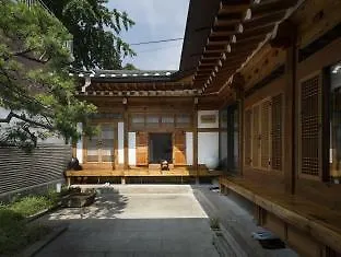 Renewal Open!!! Entire Place, Traditional Stay Xiwoo , 時雨 시우 한옥독채 Guest house 4*